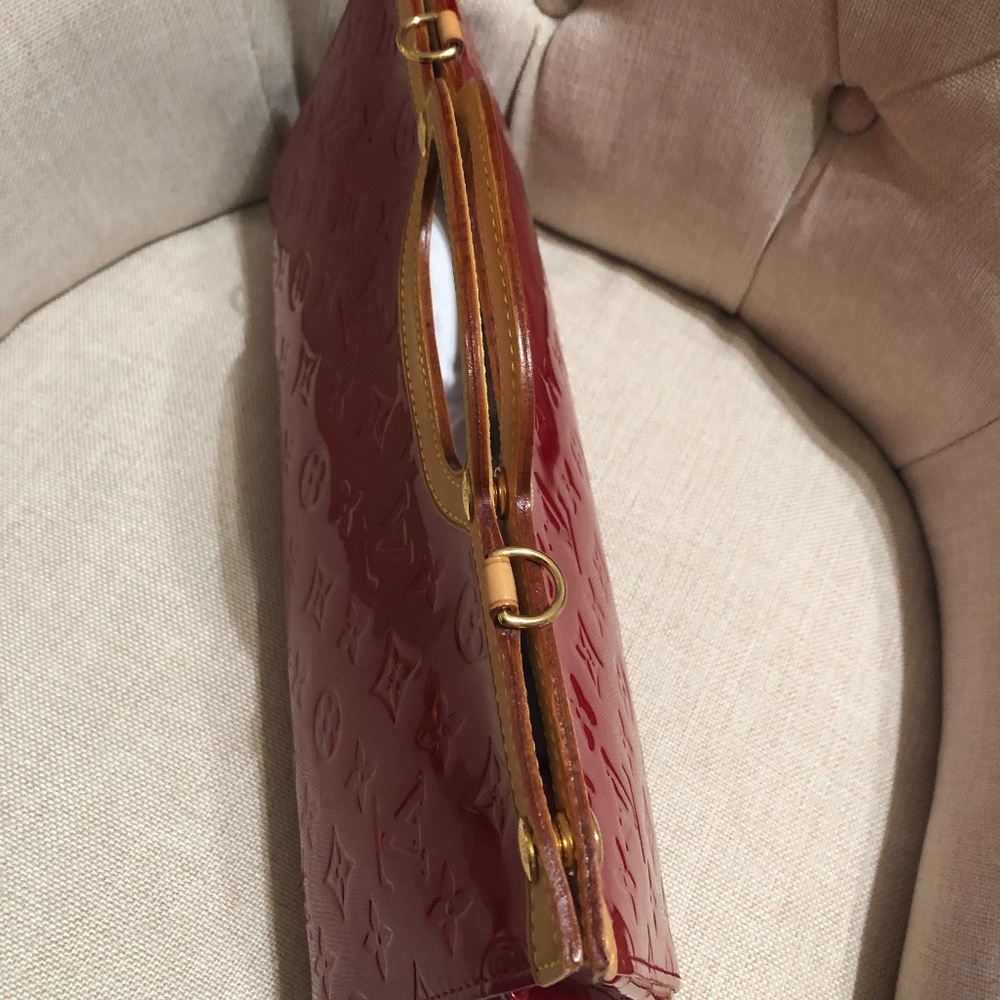 Louis Vuitton Vernis Pomme d'Amour Roxbury Drive Handbag East West bag - Picture 4 of 10